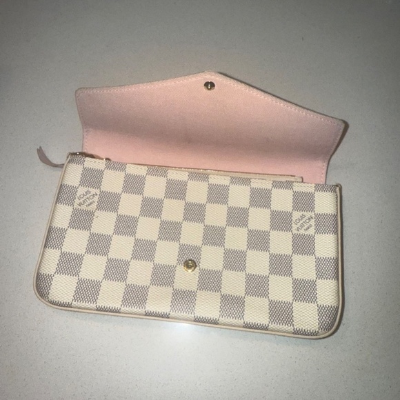 Louis Vuitton Félicie Pochette - Picture 2 of 4